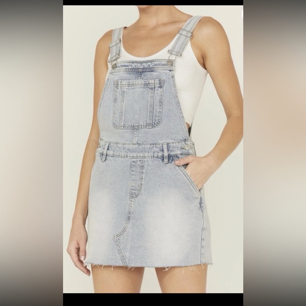 Cleo + Wolf Women’s Light Wash Denim Overall Mini Dress Skirtall Size XS